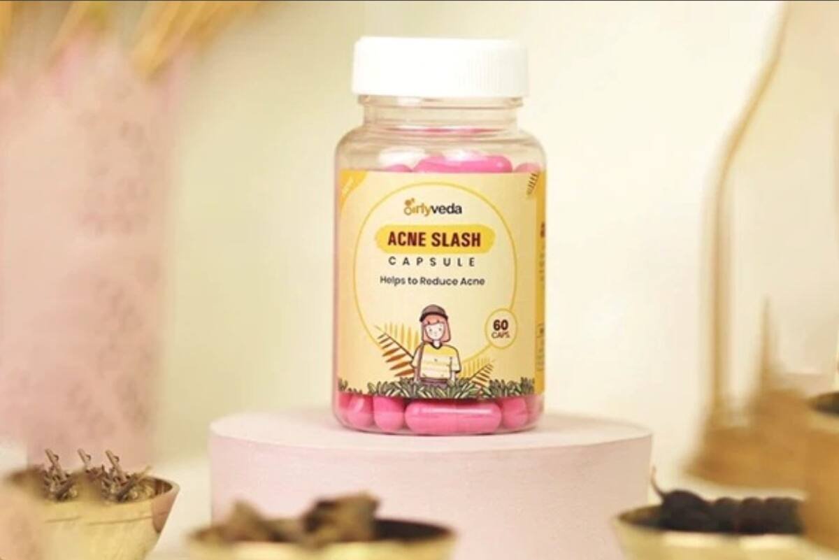 Girlyveda, Acne Slash Capsules, Ayurvedic acne treatment, natural skincare, clear skin, women's wellness, herbal remedies, internal skin health, acne solution, holistic skincare