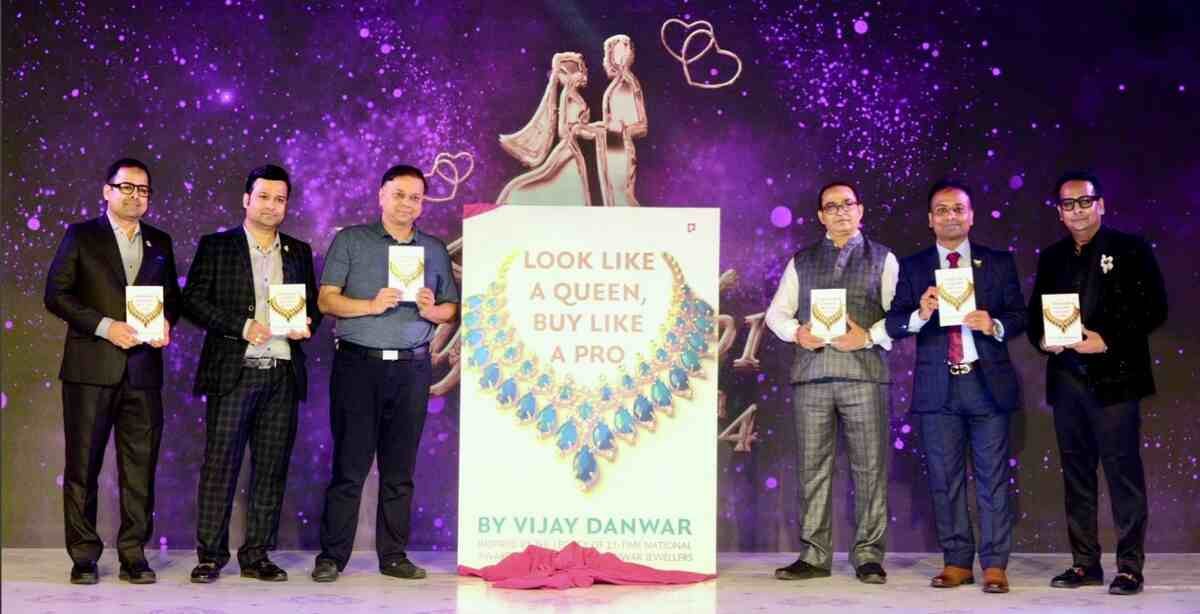 Mahabir Danwar Jewellers, MDJ Couple No. 1, Season 4 winners, bridal collection, new jewelry launch, Kolkata event, Fairfield by Marriott, Ushoshi Sen Gupta, San Entertainment, Simaaya, Saasya, Vijay Danwar