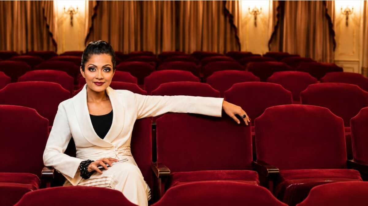 Actress Sheena Chohan,Sheena Chohan Florida summit, Sheena Chohan international art summit, Sheena Chohan global stage, Sheena Chohan Nomad Hollywood, Indian actress Florida event