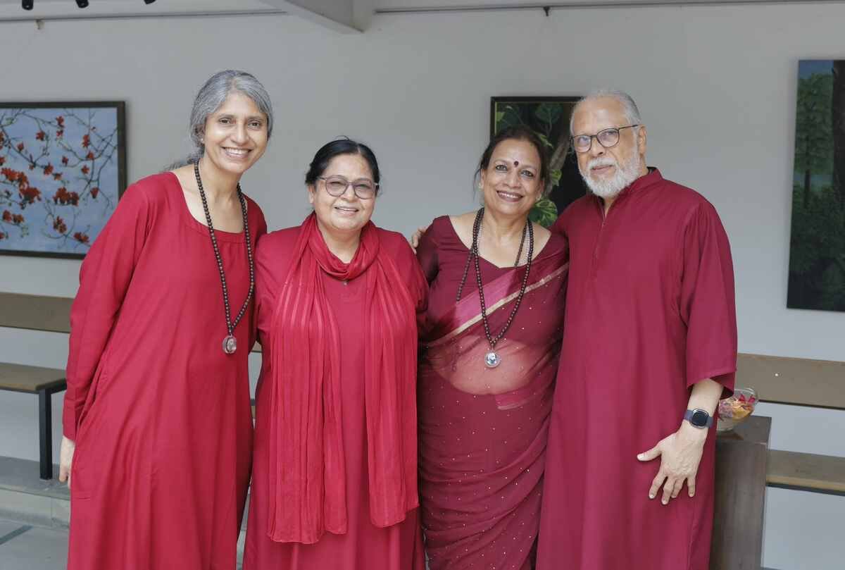 Osho Neo Sannyas Day, Osho Dham Delhi, The Divine Within Exhibition, Ma Dev Ananti, Swami Chaitanya Keerti, Ma Dharm Jyoti, Osho Meditation, Meditation and Creativity, Neo Sannyas Celebration, Spiritual Art Exhibition Delhi, Conscious Living,The Divine Within Art Exhibition,Osho Neo Sannyas Day Osho Dham